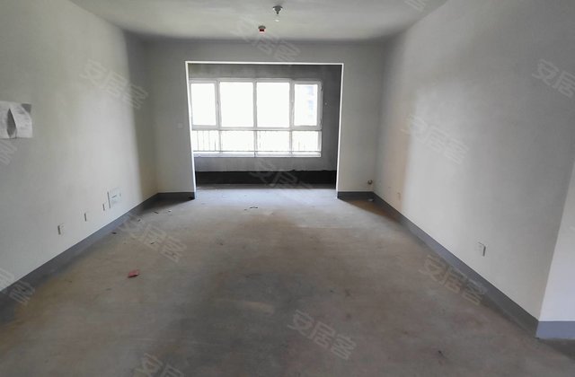 董花园新村3室2厅126㎡62万二手房图片