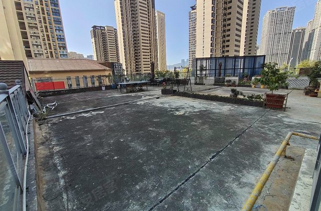 蓝光林肯公园4室2厅101.5㎡174.5万二手房图片