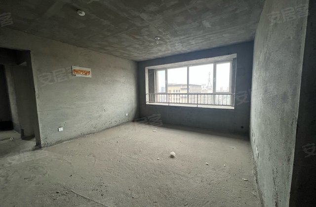 明泰第一城4室2厅141.77㎡85万二手房图片