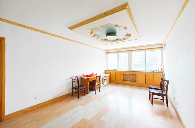 东方花园新村2室2厅90㎡169万二手房图片