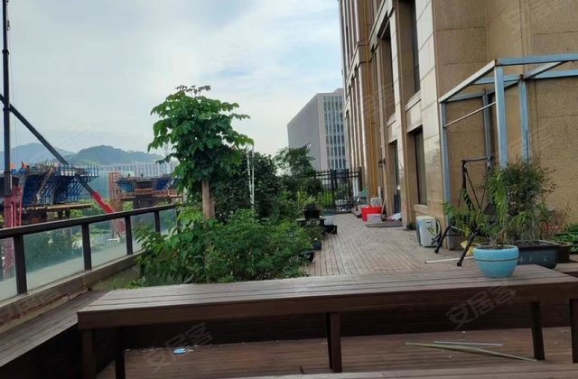 时代御峰4室2厅322.1㎡520万二手房图片