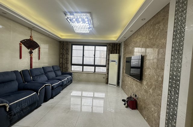 新世纪豪园西院3室2厅125㎡72.8万二手房图片