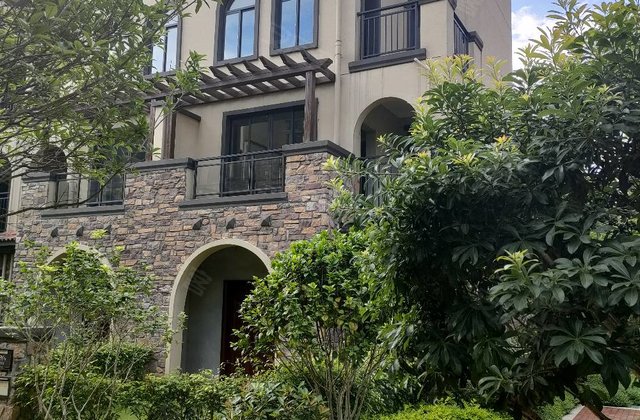 联发滨江壹号别墅