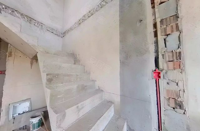 天水大都汇3室3厅143㎡58万二手房图片