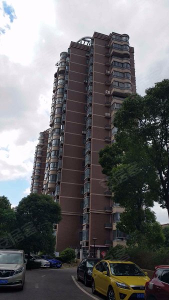 金色航城富鑫苑 