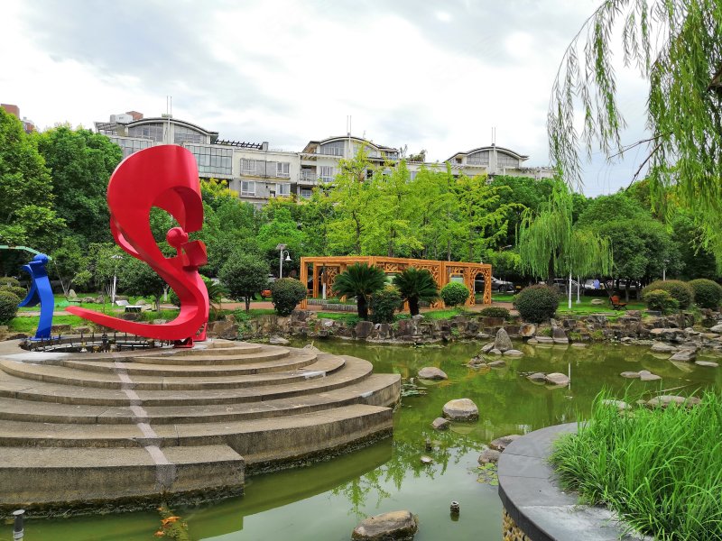 南湖山庄半岛花园