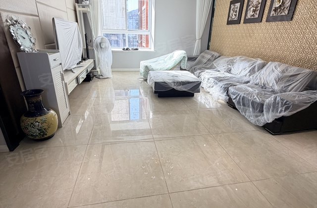 长江一百5室2厅167.1㎡68万二手房图片