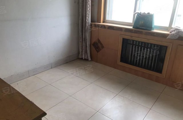 新世纪花苑3室1厅80㎡20万二手房图片