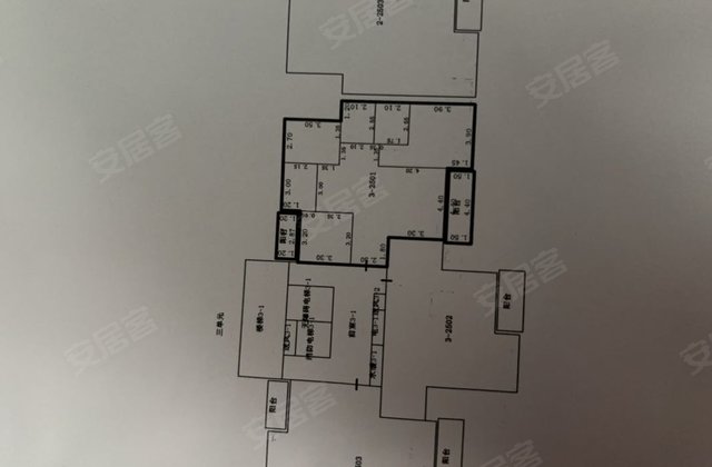 恒大滨河左岸一期朗润园3室2厅2卫135.76㎡南176万