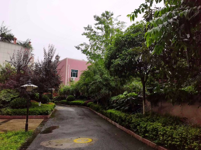 蓝波湾新天卫城卫央街区,滨溪南路1号-贵阳蓝波湾新天卫城卫央街区