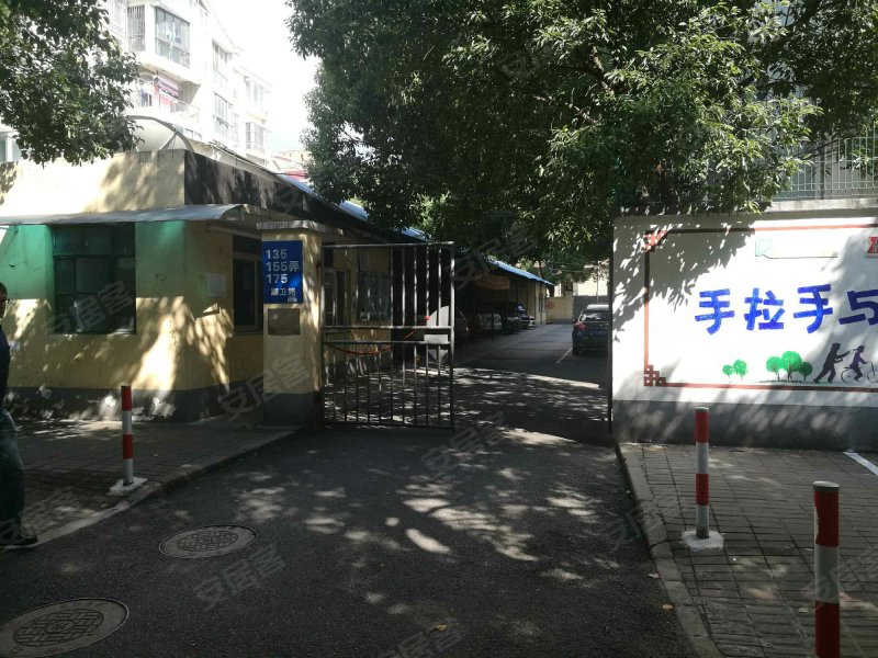 颛卫路155弄小区 