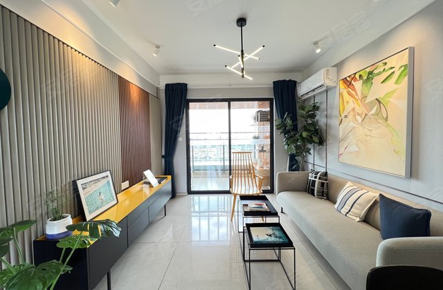 阳光城悦江海2室2厅75㎡37万二手房图片