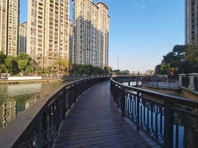 世茂东外滩