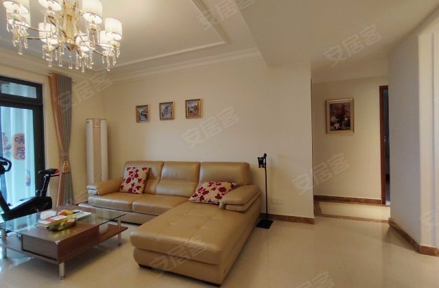 恒大阳光半岛3室2厅140㎡55万二手房图片