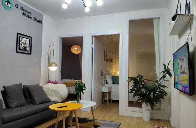 房产中介张守芳电话号码,置业顾问张守芳网上店铺发布