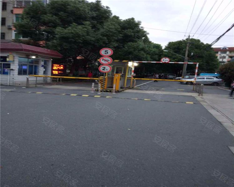 高东新村(221弄) 