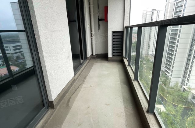 荷叶府3室2厅84㎡70万二手房图片