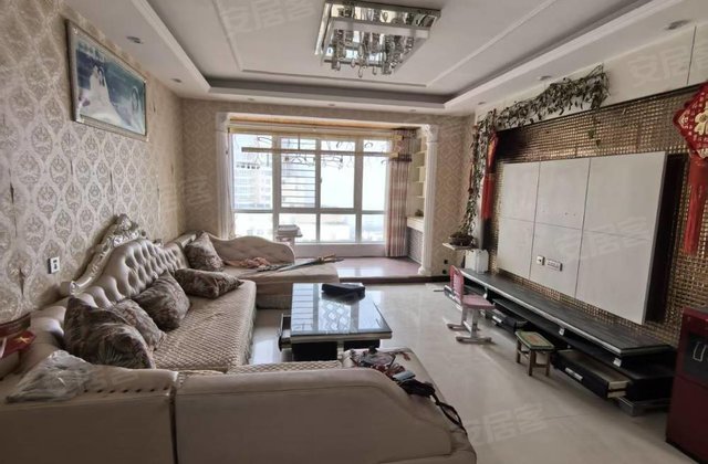 华纳爱丁堡花园3室2厅132㎡62.8万二手房图片