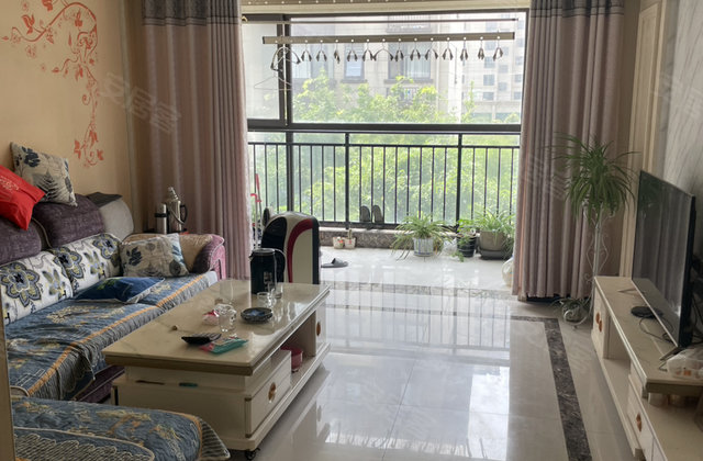 隐山花园3室2厅132.15㎡58万二手房图片