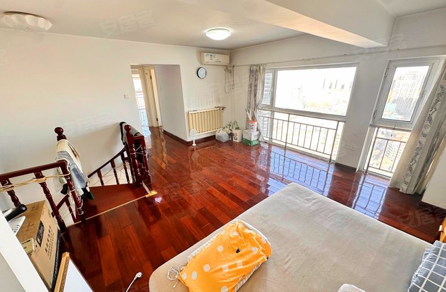 荣庆园4室2厅70.47㎡370万二手房图片