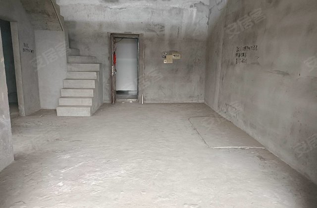 书香华府4室2厅113㎡55万二手房图片