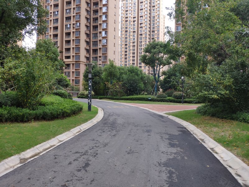 东津世纪城9区菁华园