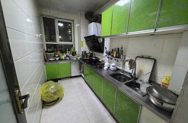 江南风景城3室2厅126.71㎡68万二手房图片