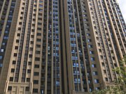 光明上海公馆 楼龄新 中间好楼层 商品住宅 交通便利 满五