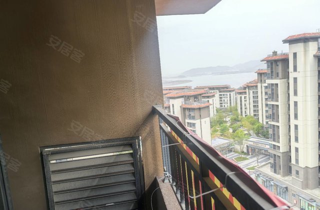 招商兰溪谷(北区)3室2厅86.17㎡38万二手房图片