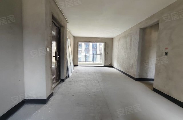 金科集美天宸4室2厅115㎡62.8万二手房图片