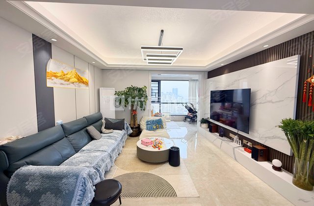 彰泰红B区4室2厅126.34㎡158万二手房图片