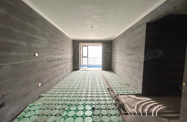 名门俏江南3室2厅130㎡67万二手房图片