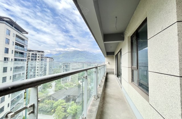 峨眉璞园2室2厅72.75㎡32万二手房图片