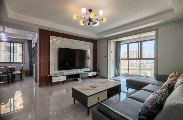 新源金碧秋浦3室2厅125㎡94万二手房图片