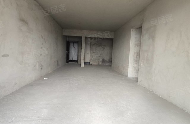 郁江湾3室2厅130㎡69万二手房图片