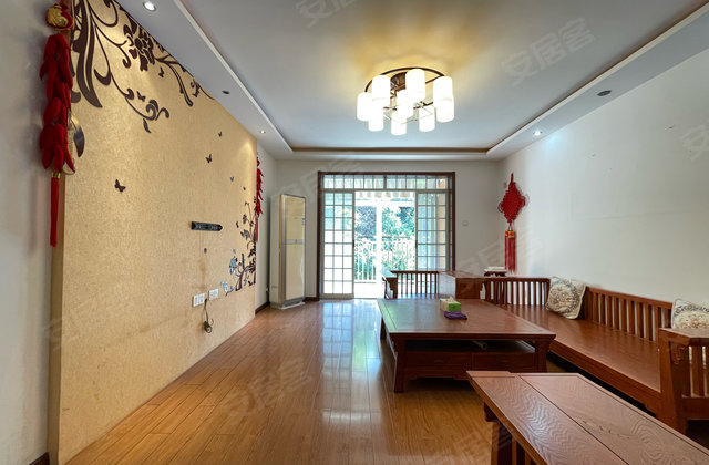 泉大山水居3室2厅136㎡95.8万二手房图片