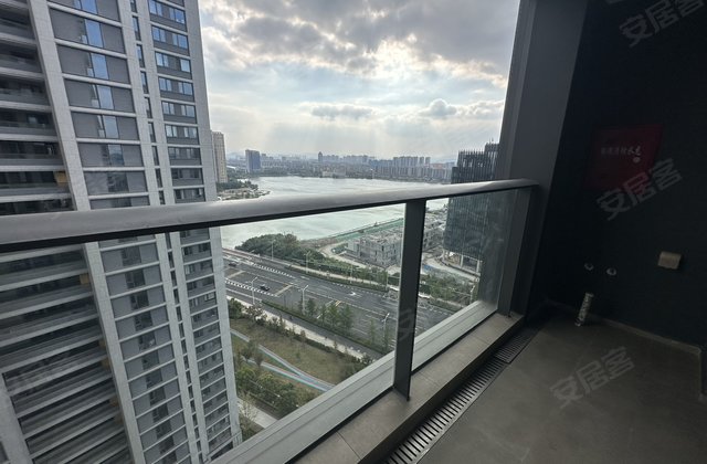 融创绍兴壹号院3室2厅107㎡168万二手房图片