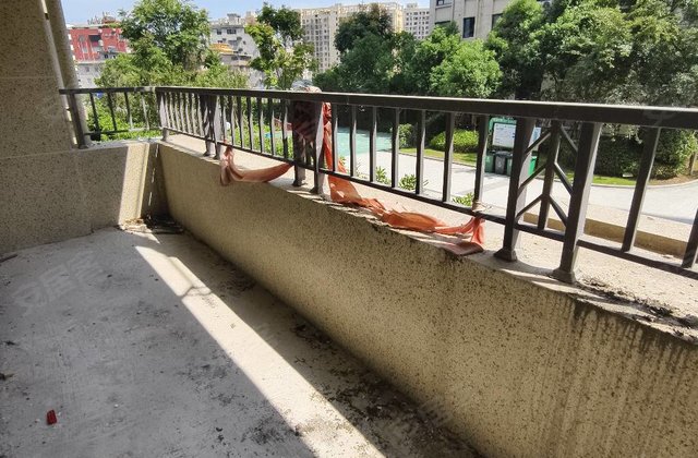 中梁首府熙岸4室2厅117.71㎡125万二手房图片