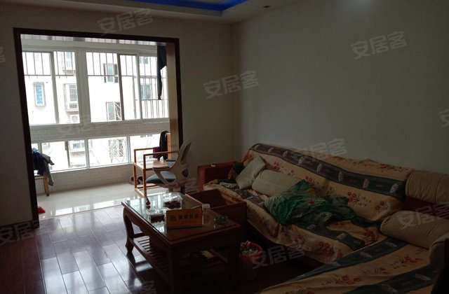 南湖苑小区3室2厅105㎡68万二手房图片