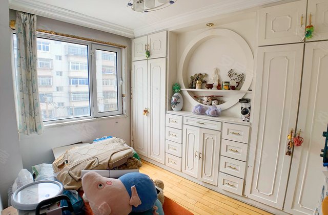 盛宇里3室2厅142.76㎡210万二手房图片