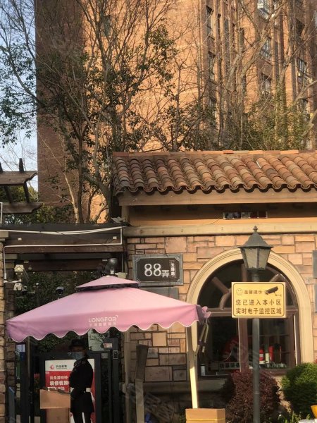 龙湖郦城(蓝湖香颂别墅) 