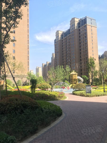 普罗旺世龙之梦东苑