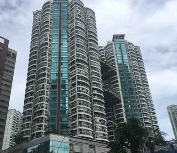 交通便利 有电梯 产权清晰 商业配套成熟 医疗配套成熟,东方时代广场
