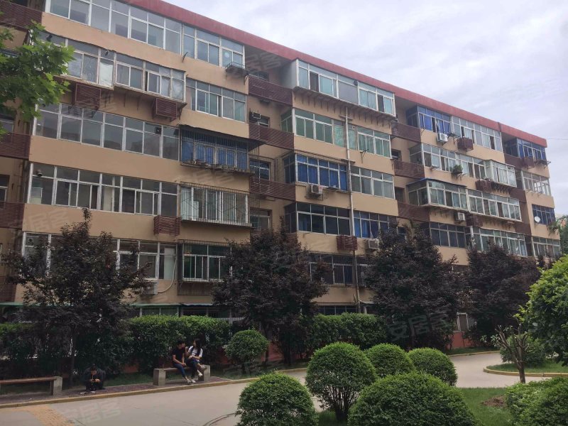 城市经济学校家属院