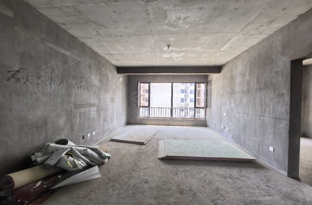 依水居3室2厅134㎡130万二手房图片