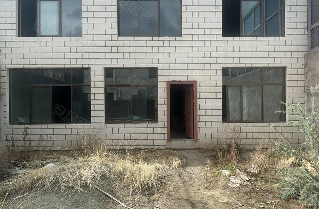 苹果园小区4室1厅157㎡155万二手房图片