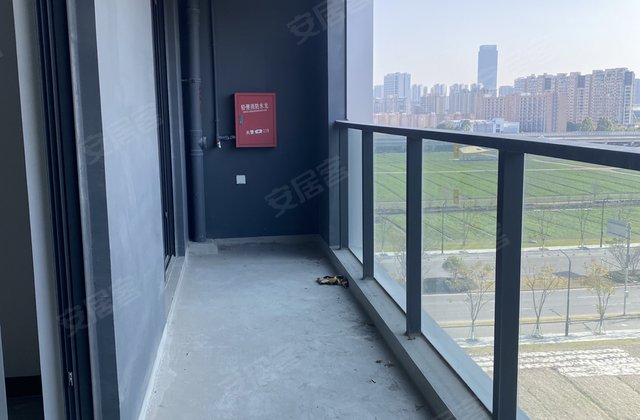 乐辰名筑3室2厅123㎡165万二手房图片