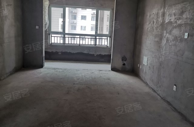 东方福地花园3室2厅126㎡88万二手房图片