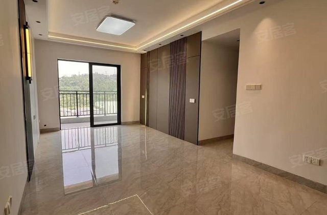 创智城广场3室2厅88㎡32万二手房图片