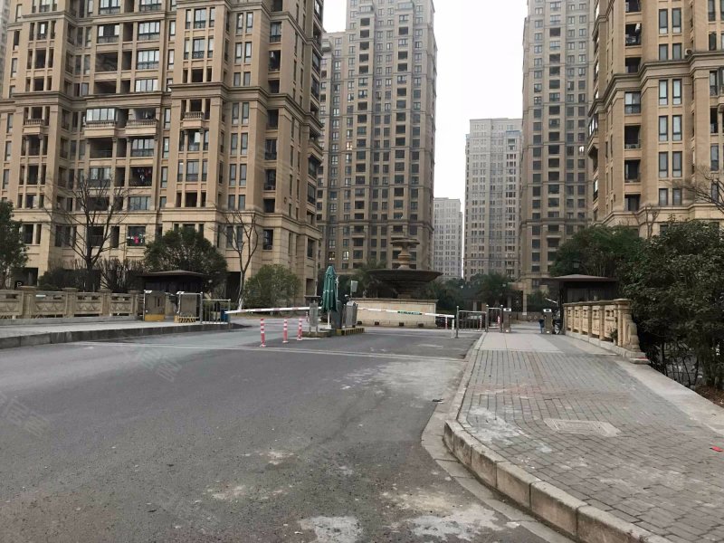 君悦国际花园(二期)